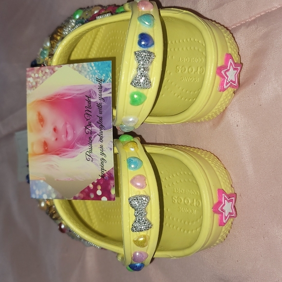Custom easter crocs for toddlers - Picture 5 of 8
